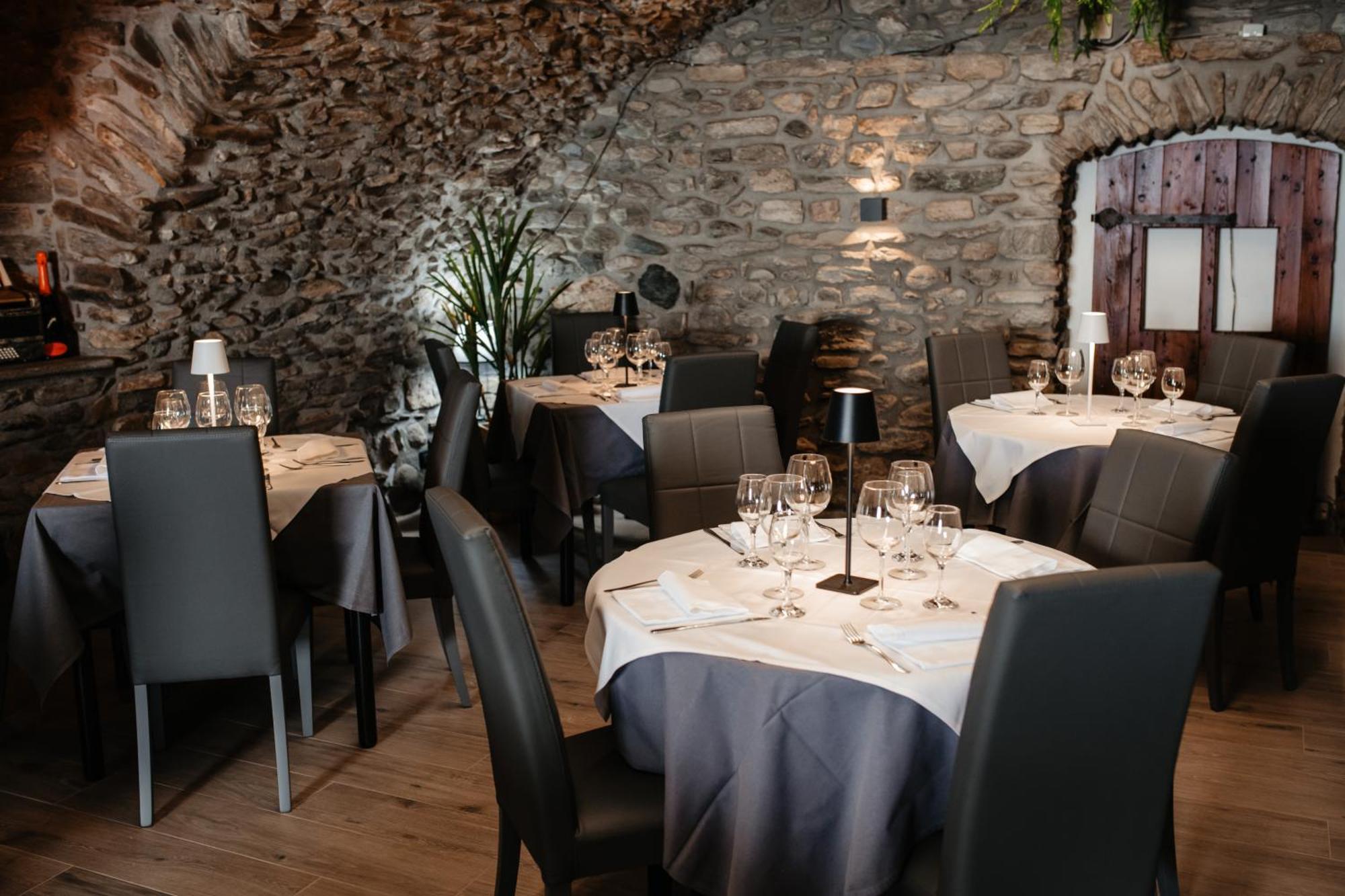 Il Cervo Chambres D'Hotes Aosta Luaran gambar